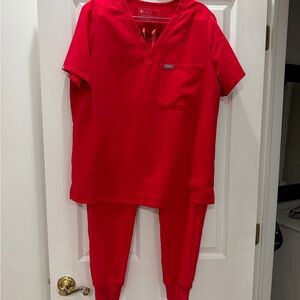 Figs Red Short Sleeve Top